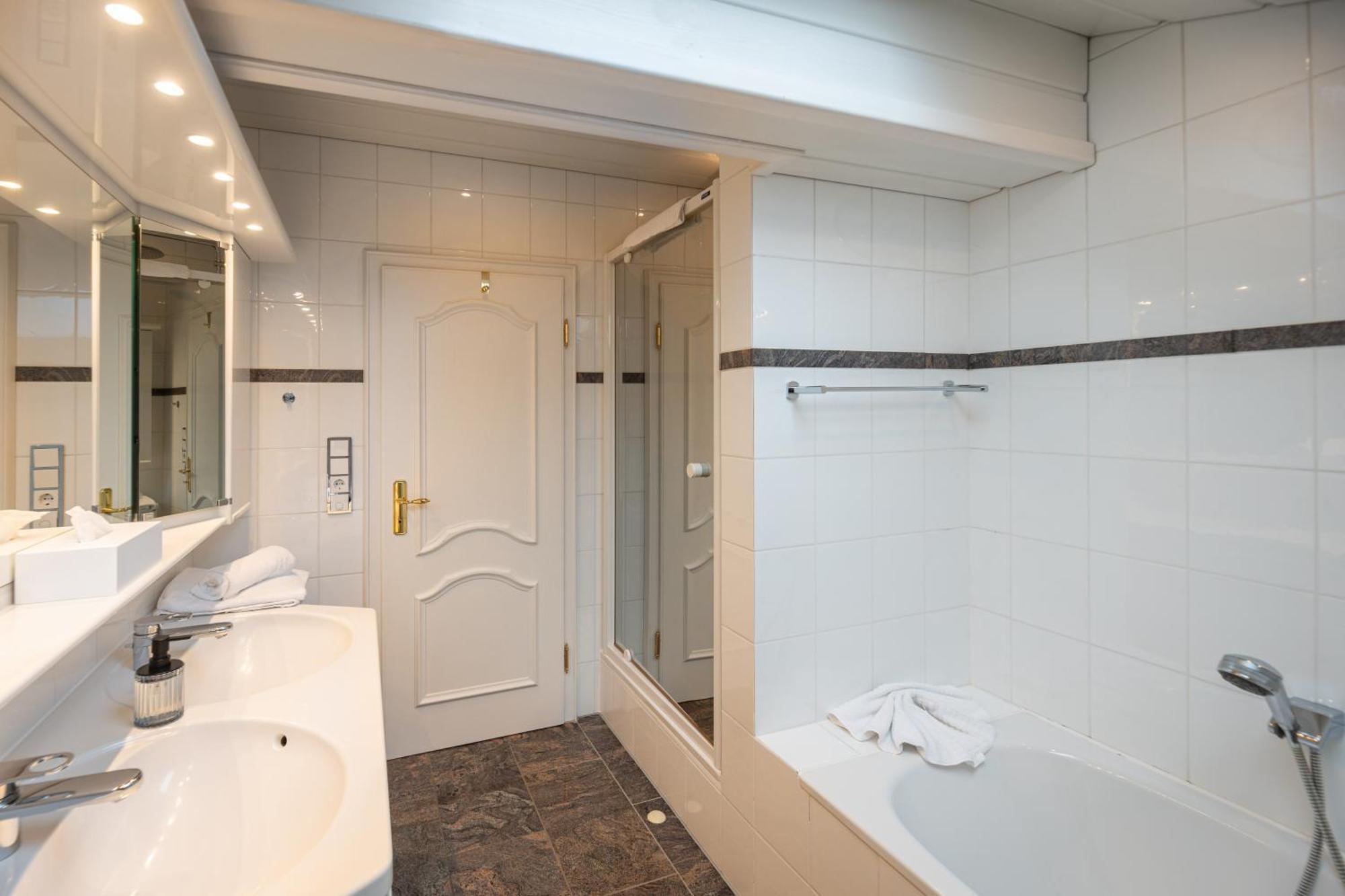 Ferienwohnung Chiemgauzeit - Chiemgaukarte Инцелль Экстерьер фото